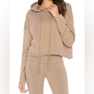 Alo Yoga Box Hoodie in Gravel